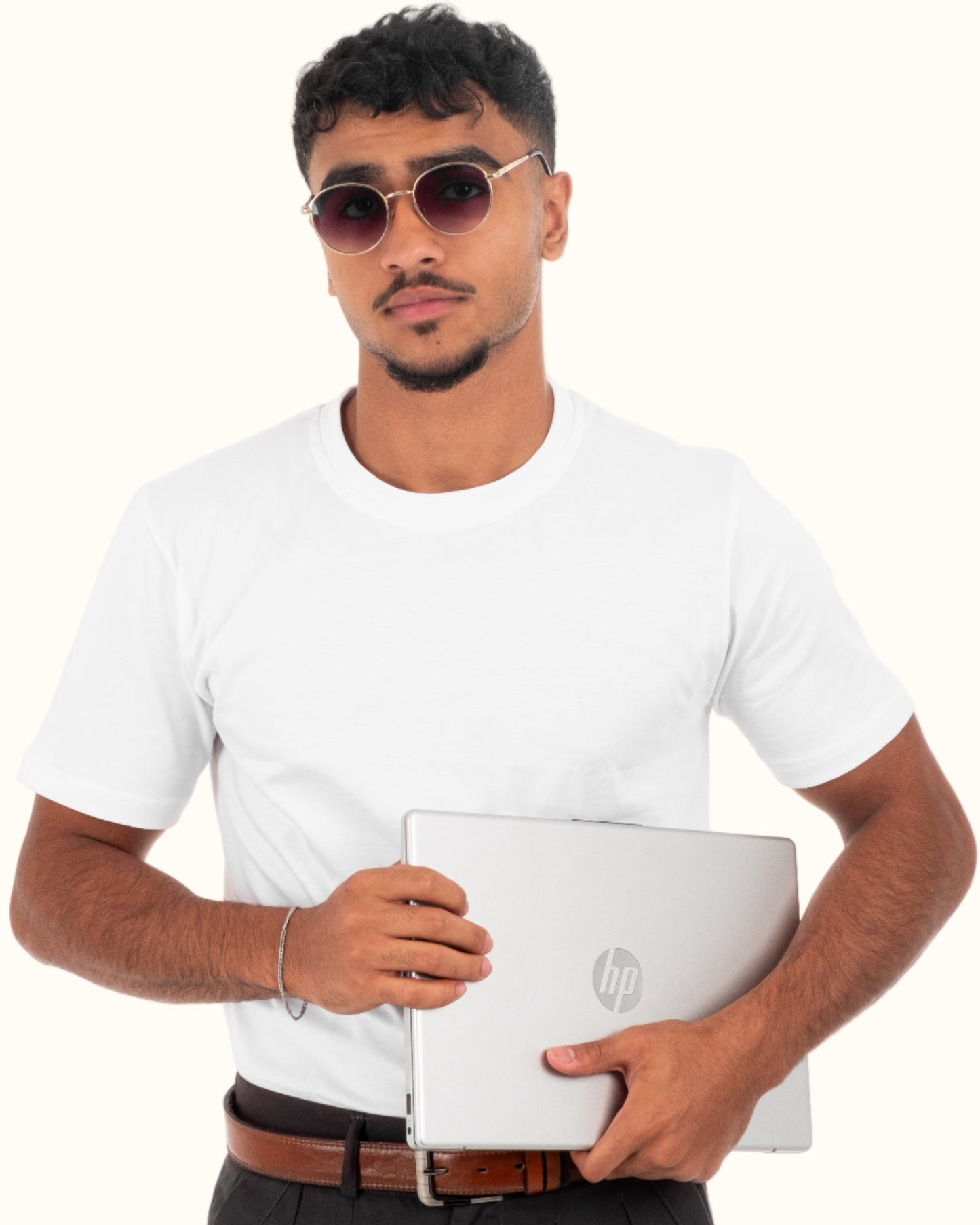 White Basic T-Shirt(Uni Sex)