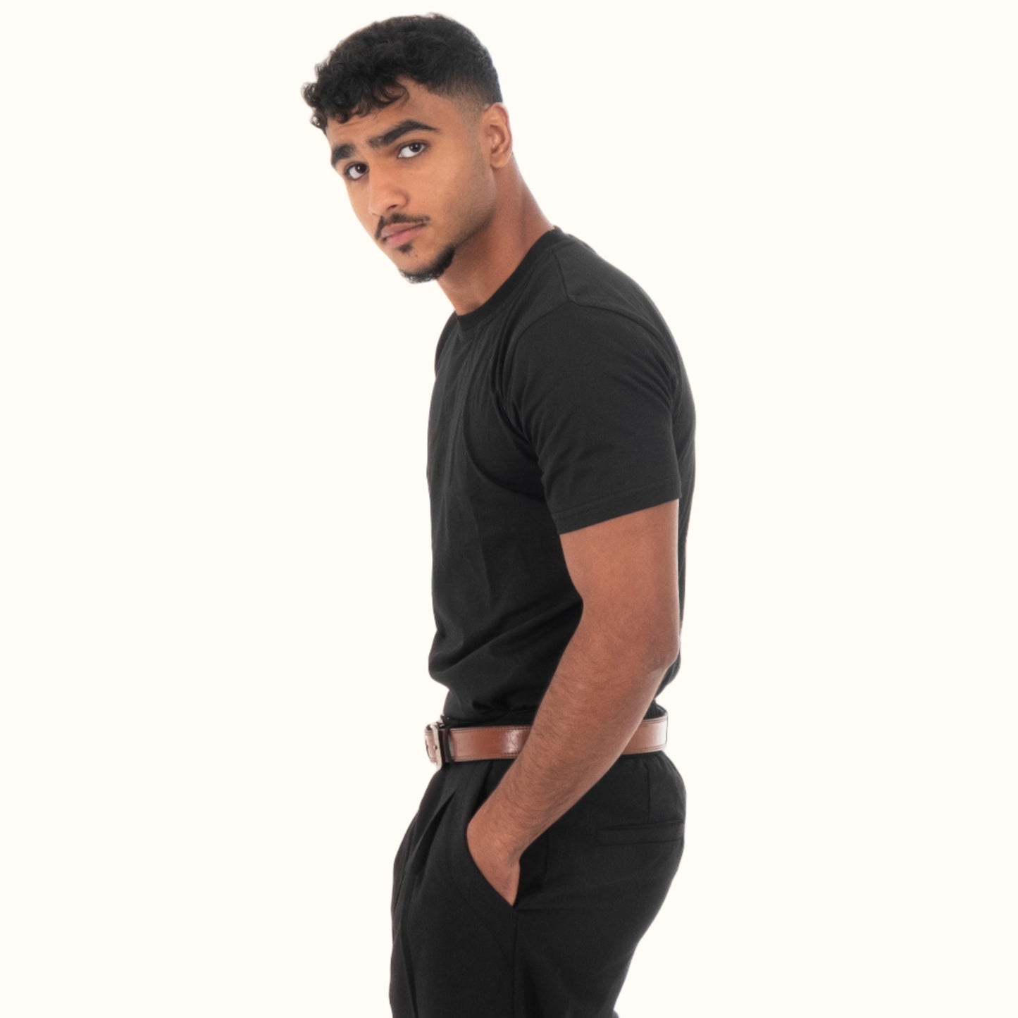 Black Basic T-Shirt(Uni Sex)