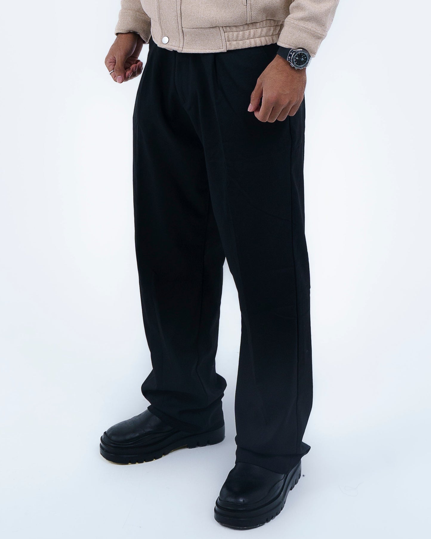 Black Relaxed-Fit Pleated Trousers